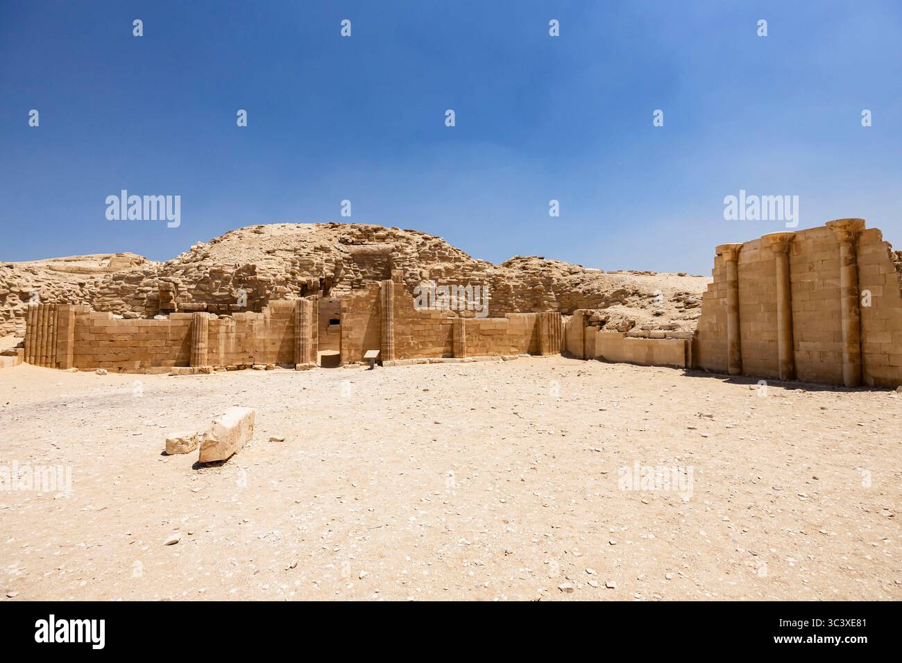 Saqqara (Saqqarah, Sakkara), piramide a gradoni di Djoser (Djeser, Zoser), casa del nord, Giza, Egitto, Africa settentrionale, Africa Foto Stock