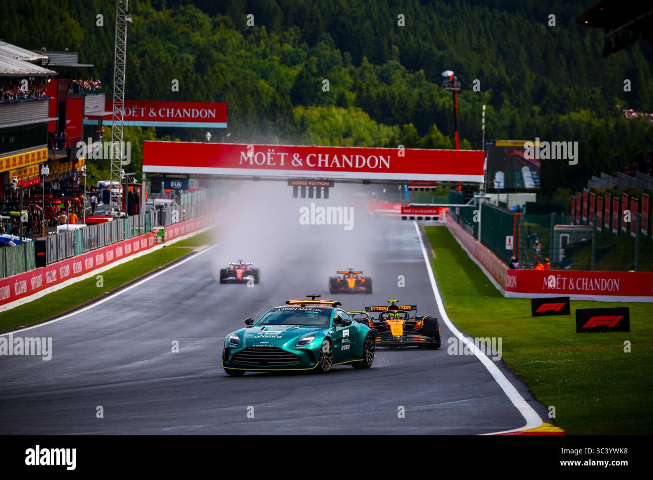 Safety Car, durante il GP del Belgio, Spa-Francorchamps 24-27 luglio 2025 Campionato del mondo di Formula 1 2025. Foto Stock