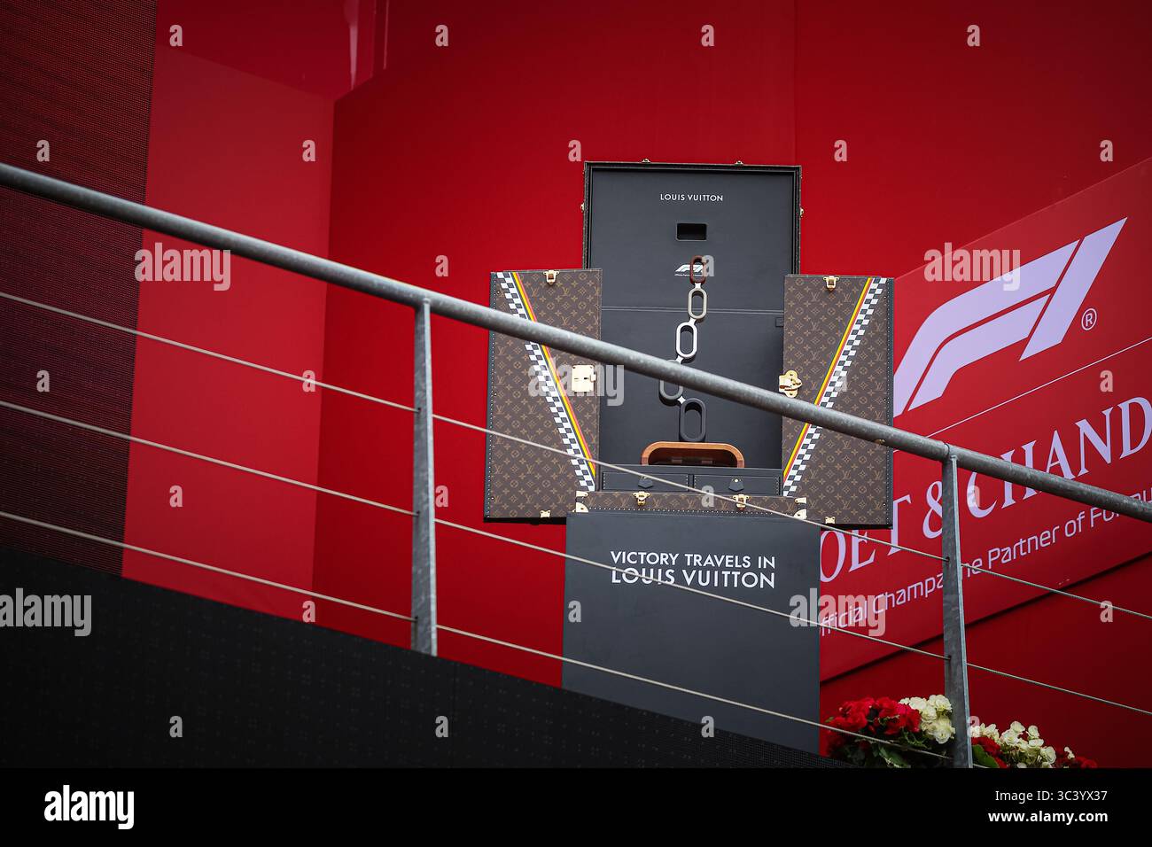 Trofeo per i vincitori, durante il GP del Belgio, Spa-Francorchamps 24-27 luglio 2025 Campionato del mondo di Formula 1 2025. Foto Stock