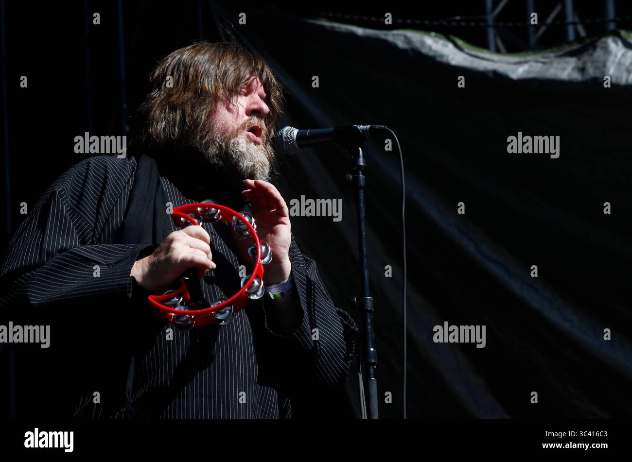 Ebbot Lundberg in Soundtrack of Our Lives all'Hultsfred Festival 2012, Hultsfred, Svezia. Foto Stock