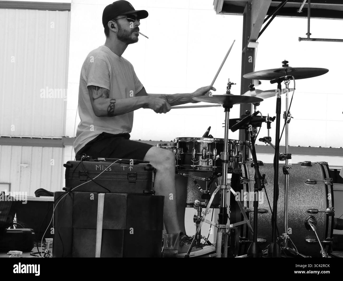 16 maggio 2021, New York, New York, Stati Uniti: Black Widow Harley-Davidson, Port Charlotte, Florida. Il capo dei centri per il controllo e la prevenzione delle malattie, di fronte a un ritorno sulle nuove linee guida liberalizzate della maschera, ha offerto una dura rassicurazione domenica: Solo le persone non vaccinate sono a rischio se si tolgono le maschere. Se sei vaccinato, stiamo dicendo che sei al sicuro, puoi prendere la maschera e non sei a rischio di malattia grave o ricovero ospedaliero, il direttore del C.D.C., Dr. Rochelle P. Walensky, ha detto su Fox News Sunday. Se non sei vaccinato, non sei sicuro. Si prega di andare a vaccinare o. Foto Stock