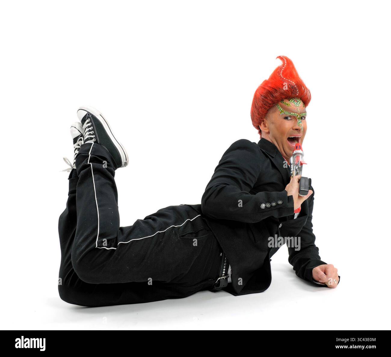 Louie Spence ad un photocall per il National AIDS Trust Wig Party a Londra - 3 ottobre 2010 Foto Stock