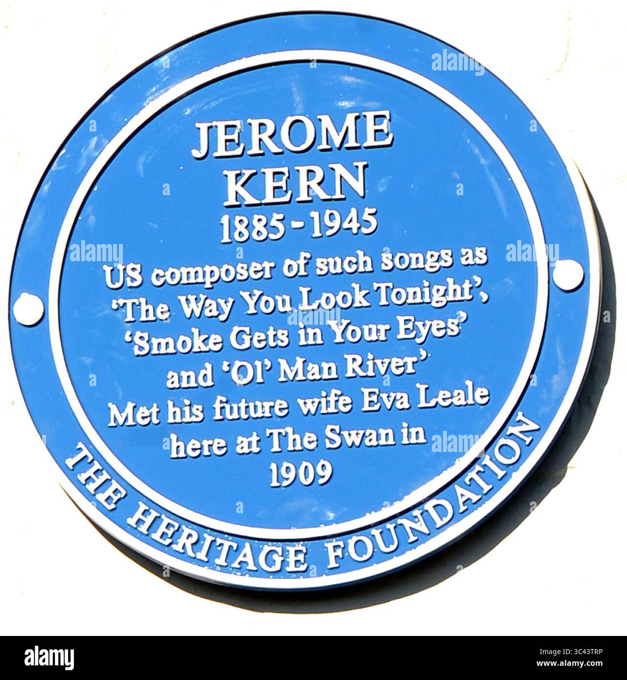 Inaugurazione della targa in onore del compositore Jerome Kern per la Heritage Foundation presso la Swan Manor Road sul Tamigi nel Surrey - 10 ottobre 2010 Foto Stock