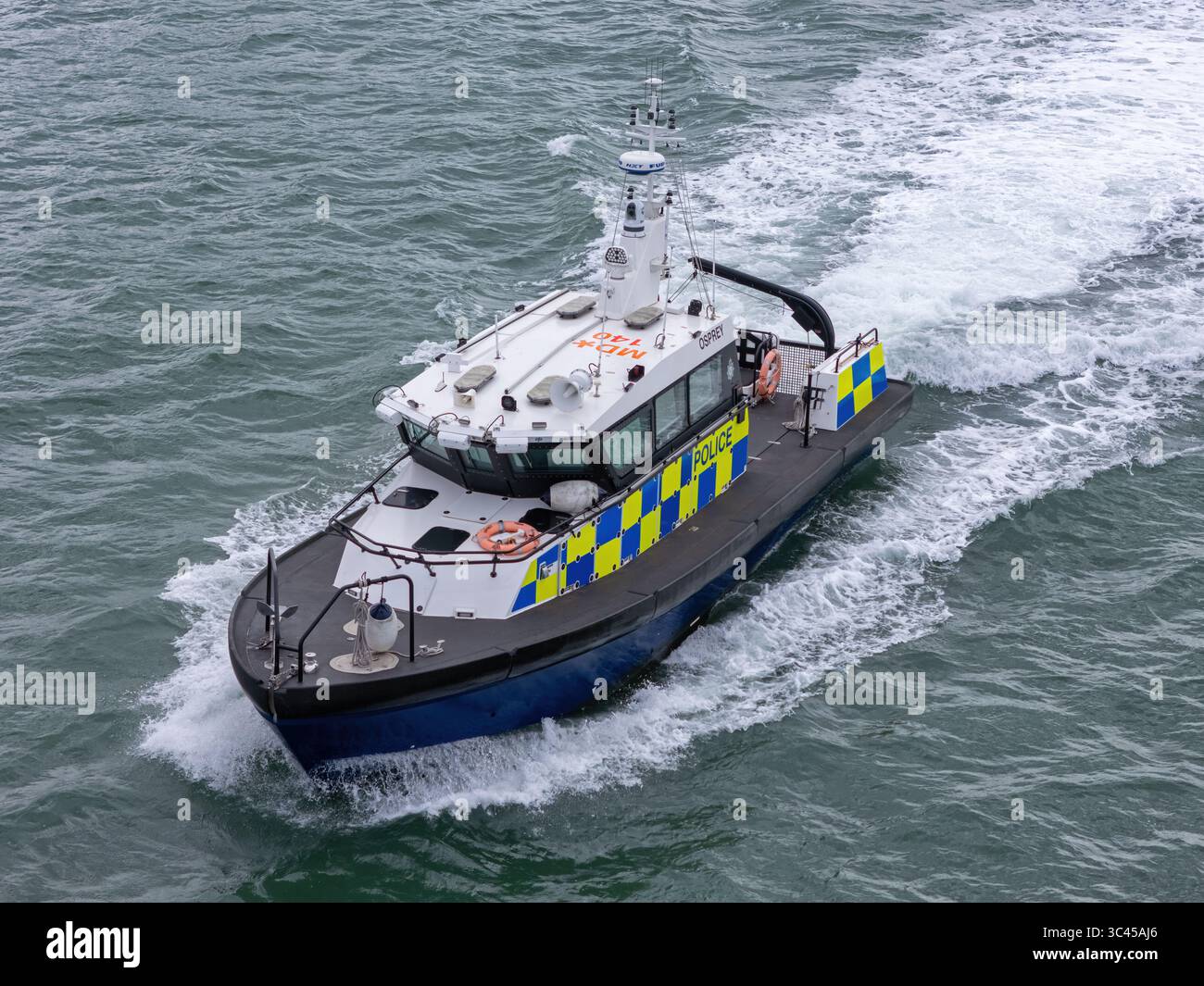 Osprey, un lancio di pattuglia portuale gestito dalla polizia del Ministero della difesa del Regno Unito. Foto Stock