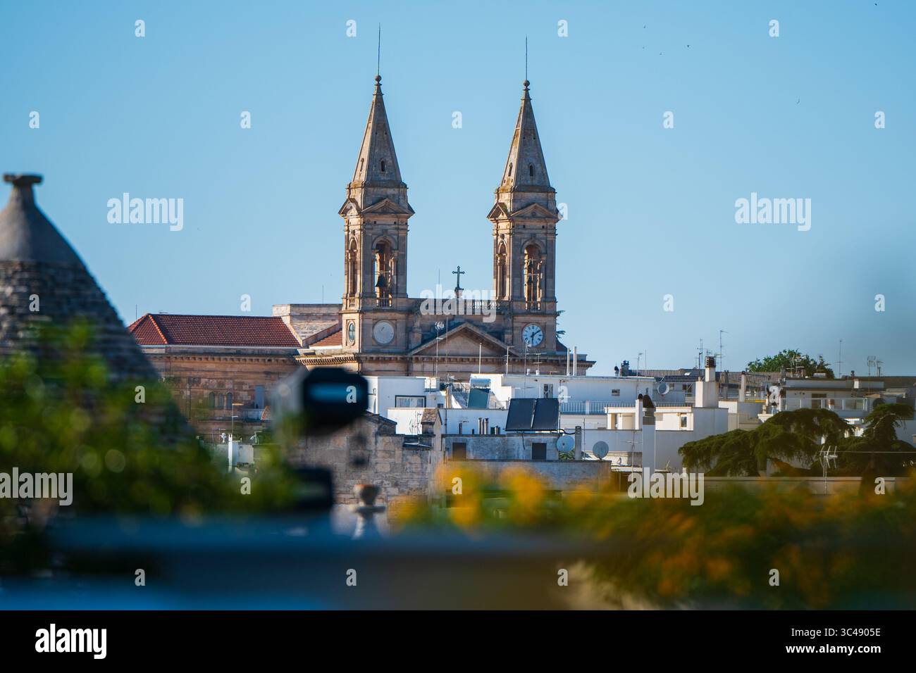 Chiesa dei Santi Cosma e Damiano ad Alberobello, Puglia, Italia Foto Stock
