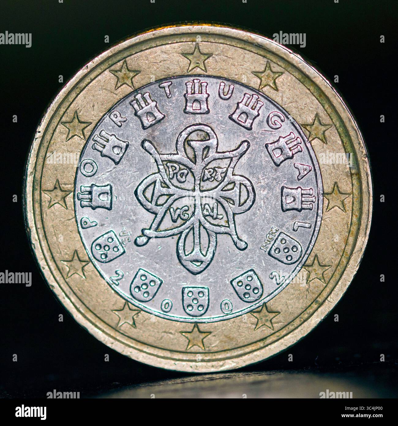 Moneta portoghese da 2 euro con sigillo reale del 1144, Portogallo Foto Stock