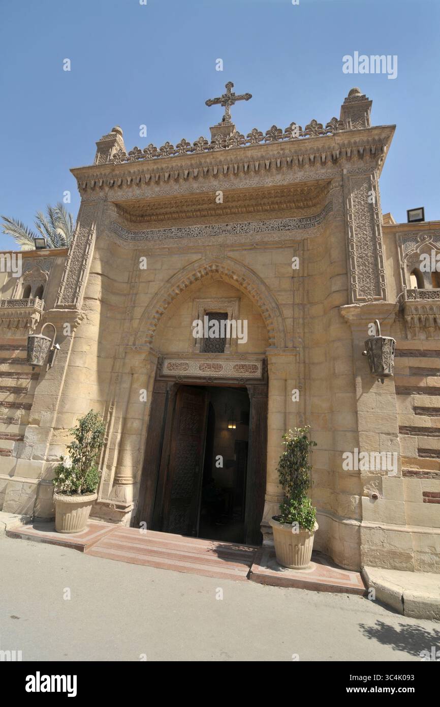 Chiesa copta ortodossa di Santa Vergine Maria, nota anche come Chiesa sospesa al Cairo, in Egitto Foto Stock