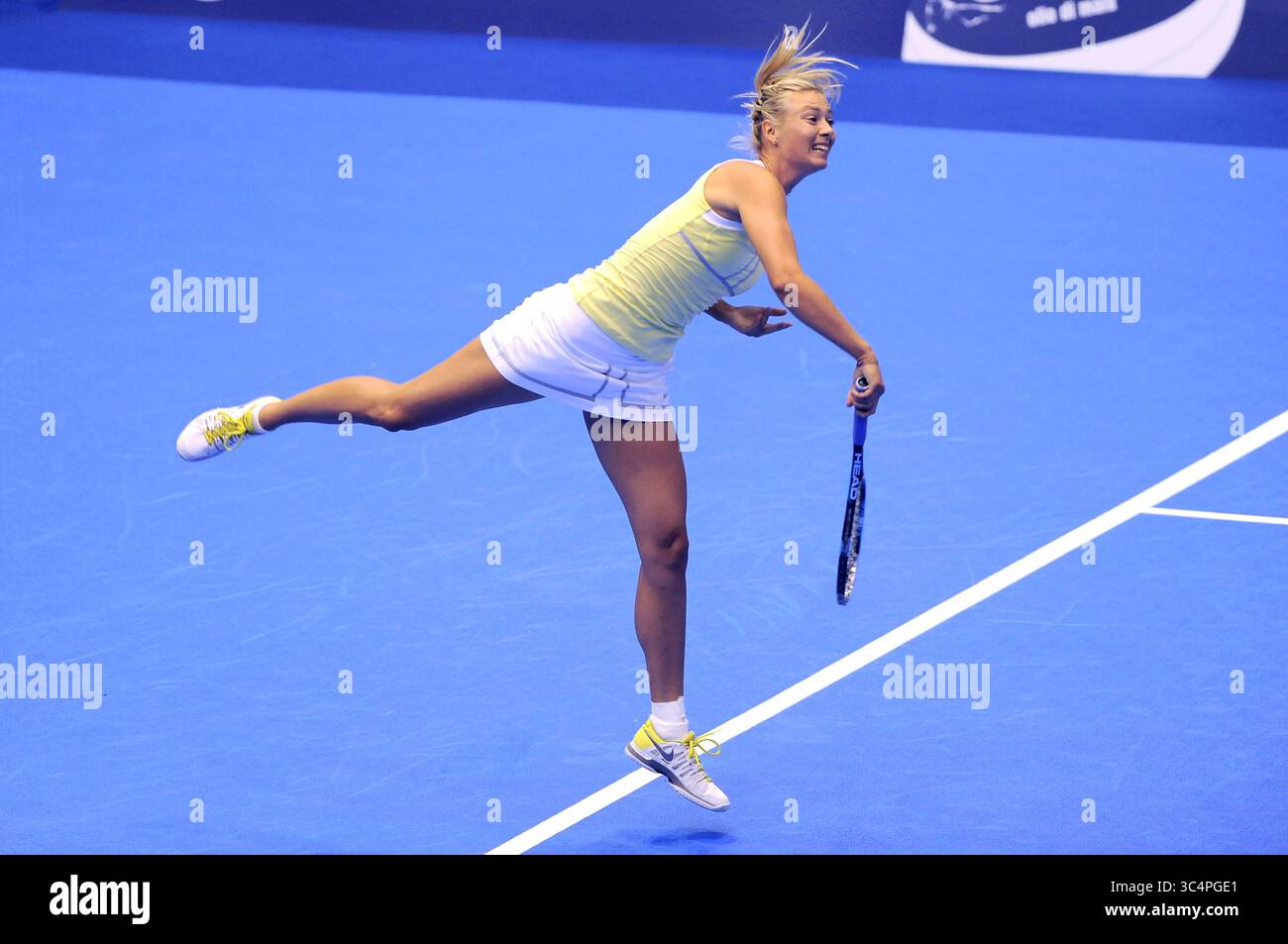 Milano Italia 01/12/2012: Maria Sharapova, tennista russa, durante l'evento di tennis "la grande Sfida" al Mediolanum Forum. Foto Stock