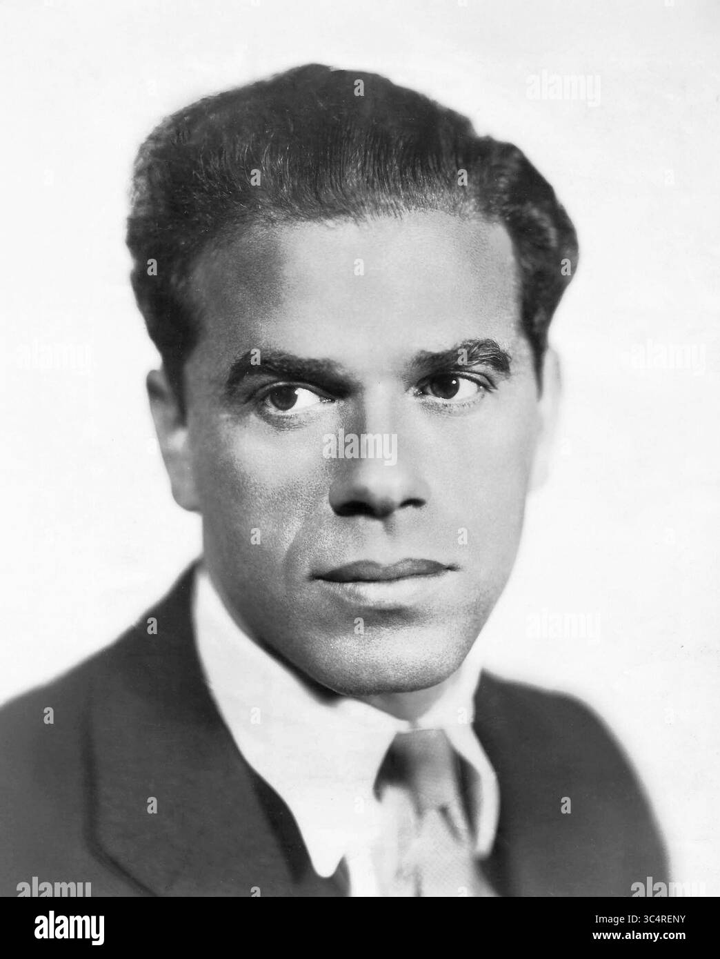 Frank Capra. Ritratto del regista italo-americano, Frank Russell Capra (nato Francesco Rosario Capra; 1897-1991), foto pubblicitaria, circa 1930s Foto Stock