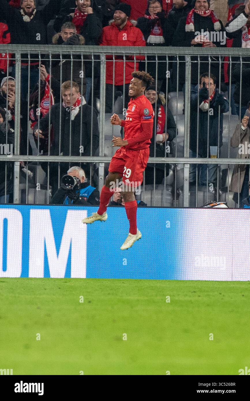 MONACO DI BAVIERA, GERMANIA - 11 DICEMBRE: Celebrazione dei gol il marcatore Kingsley Coman (FC Bayern Muenchen) alla partita di calcio, UEFA Champions League, 6: FC Bayern Muenchen vs Tottenham Hotspur all'Allianz-Arena l'11 dicembre 2019 a Monaco, GERMANIA. Foto: Horst Ettensberger/ESPA-Images (immagine di credito: &Copy; ESPA Photo Agency/CSM via cavo ZUMA) Foto Stock