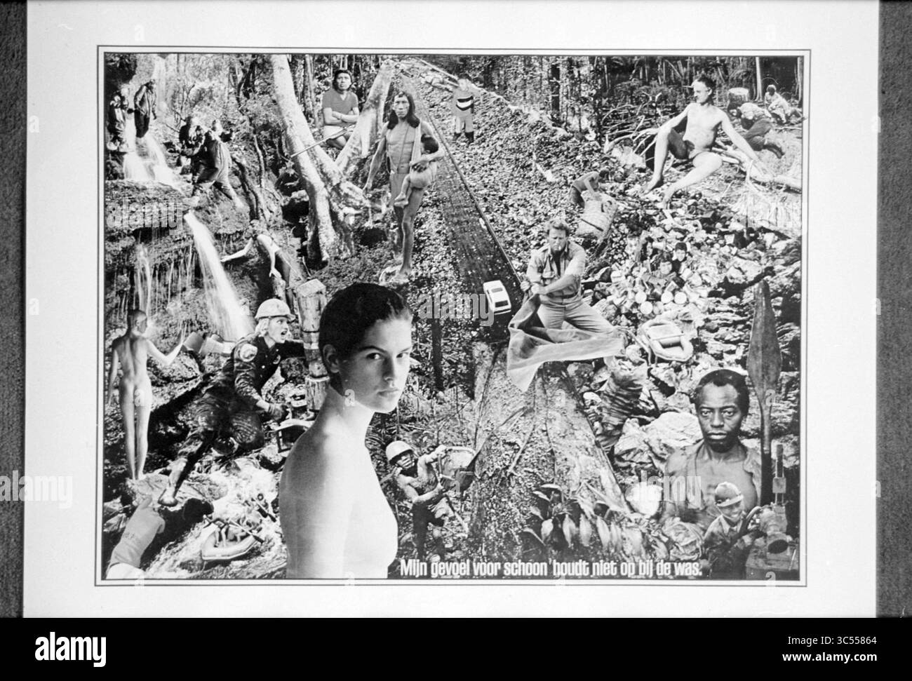 Segnala varie opere d'arte, Haarlem, Paesi Bassi, 00-00-1993 Whizgle News, Dutch Desk, i Paesi Bassi, 1950-2000 Un collage impressionante che presenta una serie diversificata di scene, tra cui elementi della natura, figure umane e commenti sociali. La composizione include cascate, strade trafficate e varie pose che riflettono temi di bellezza, conflitto e l'esperienza umana, il tutto intrecciato per provocare pensiero ed emozione. Il testo in basso evidenzia un sentimento personale relativo alle immagini raffigurate. Foto Stock