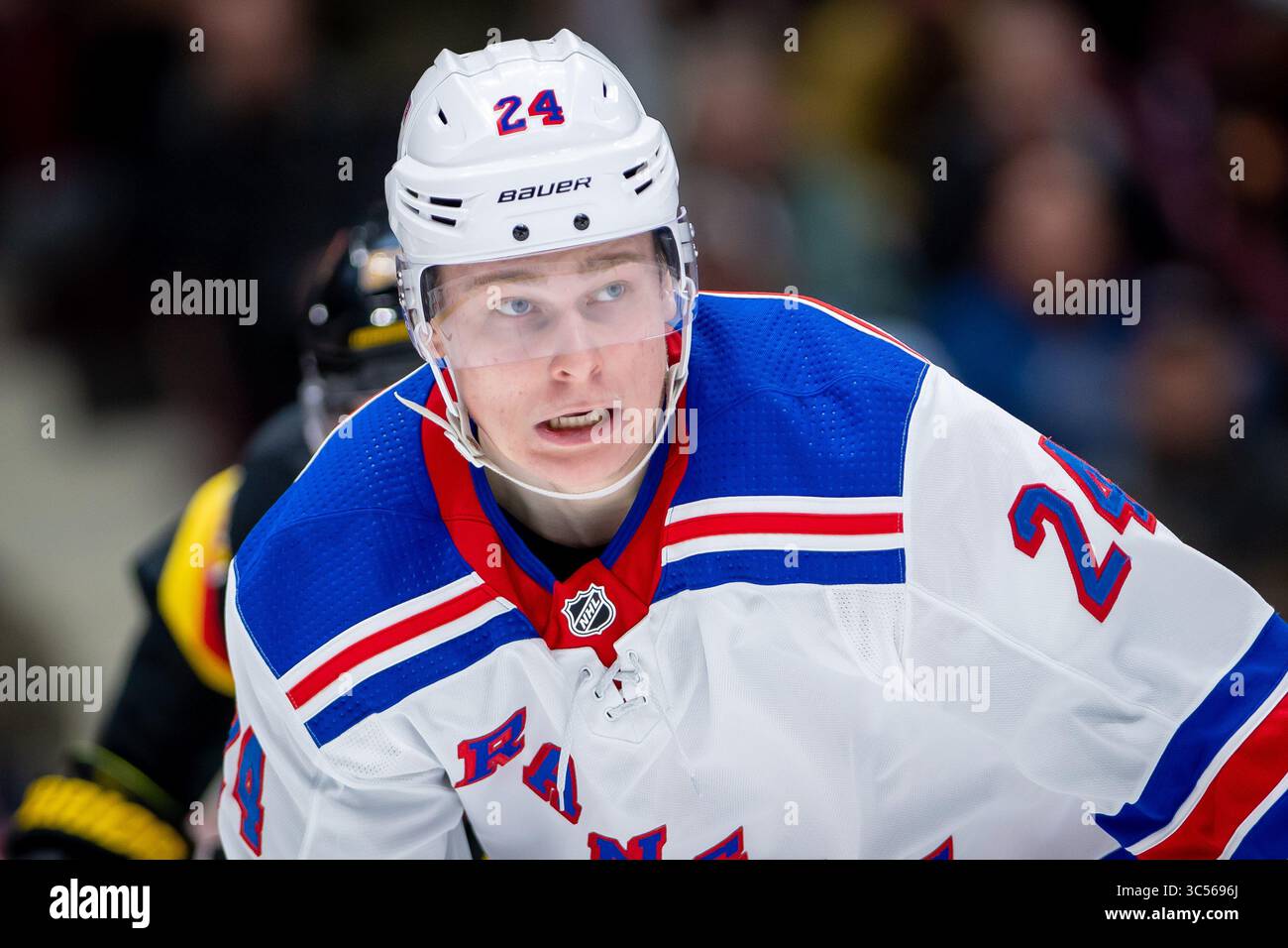 4 gennaio 2020: L'ala destra dei Rangers Kaapo Kakko (24) in azione durante la partita NHL tra i New-York Rangers e i Vancouver Canucks alla Rogers Arena di Vancouver, Canada. Dom Gagne/CSM(immagine di credito: &Copy; dom Gagne/CSM tramite cavo ZUMA) Foto Stock