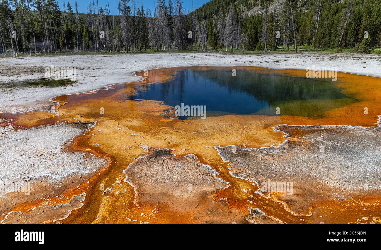Emerald Pool, Black Sand Basin, Yellowstone NP Foto Stock