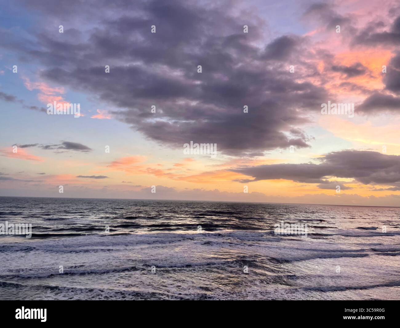 Tramonto sulla spiaggia 1 - Immagine stock catturata con smartphone