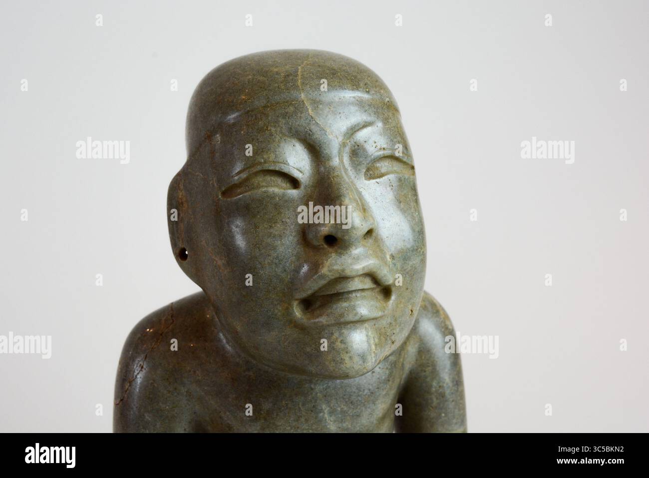 Antica figura di giada olmeca dell'arte precolombiana del Messico Foto Stock
