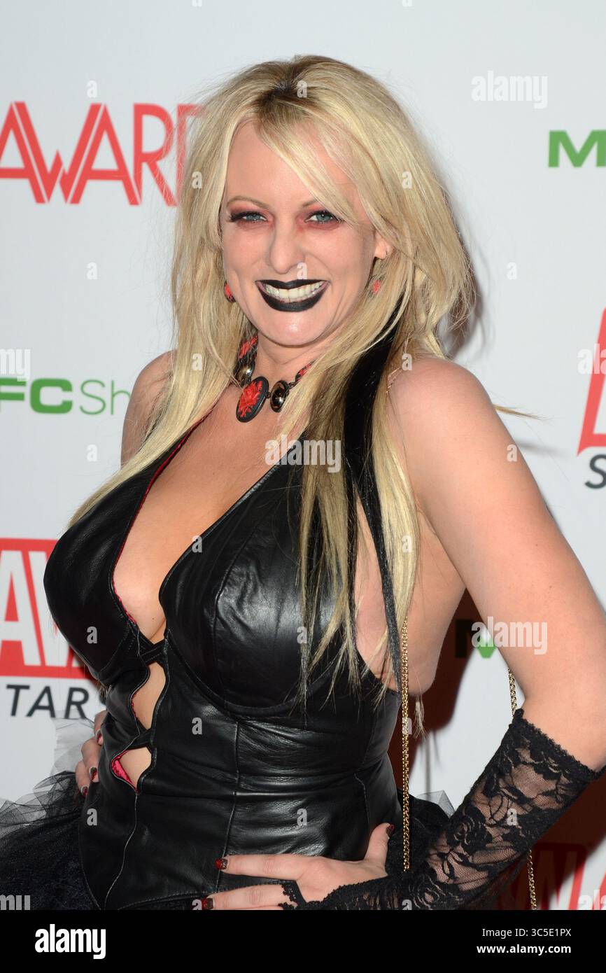 25 gennaio 2020, Las Vegas, Nevada, Stati Uniti: STORMY DANIELS agli AVN (Adult Video News) Awards 2020 all'Hard Rock Hotel & Casino il 25 gennaio 2020 a Las Vegas, Nevada. (Immagine di credito: © Kathy Hutchins via ZUMA Wire) Foto Stock