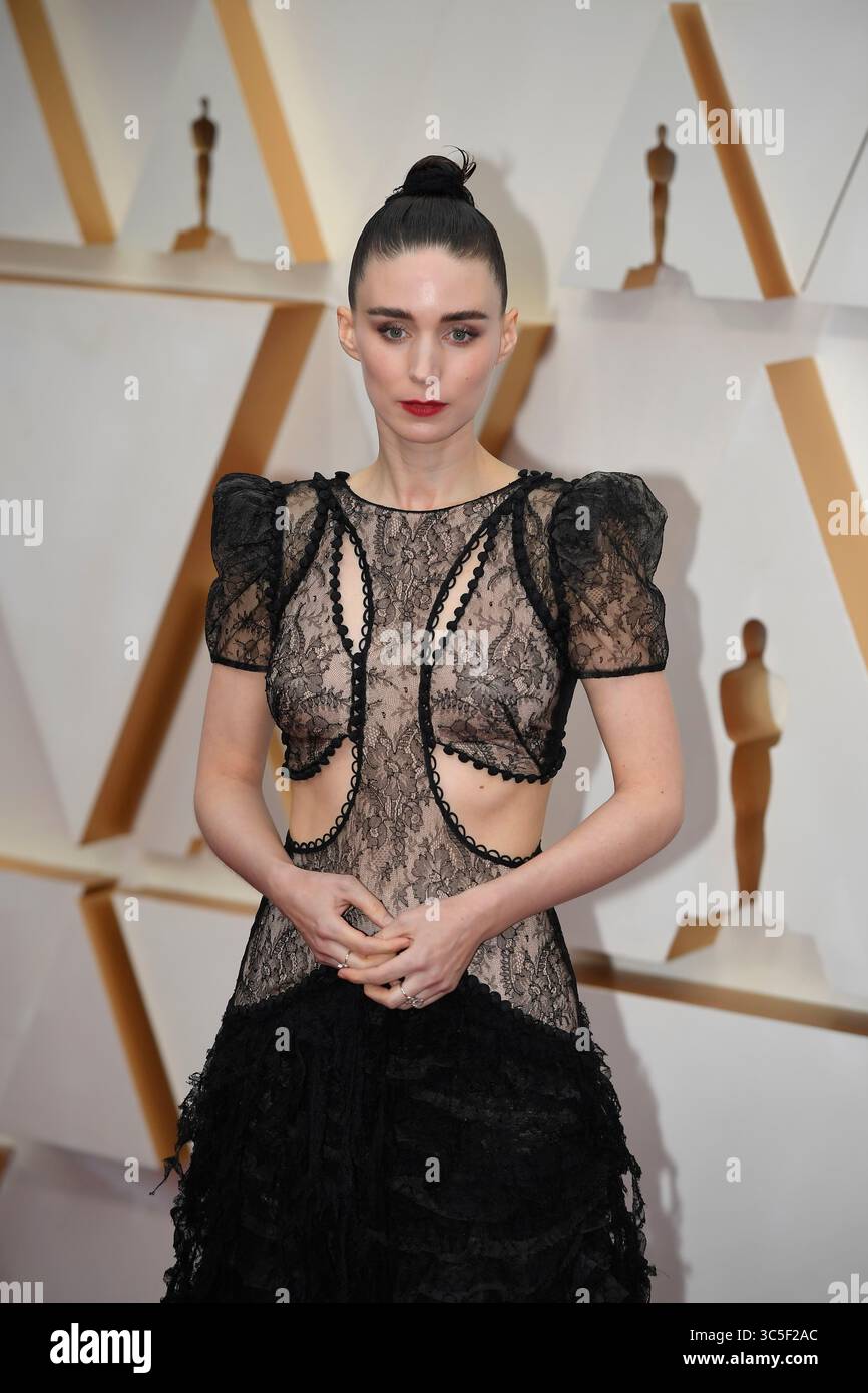 9 febbraio 2020, Los Angeles, California, USA: ROONEY MARA durante gli arrivi del Red carpet per i 92° Academy Awards, presentati dall'Academy of Motion Picture Arts and Sciences (AMPAS), al Dolby Theatre di Hollywood. (Immagine di credito: © Kevin Sullivan via ZUMA Wire) Foto Stock
