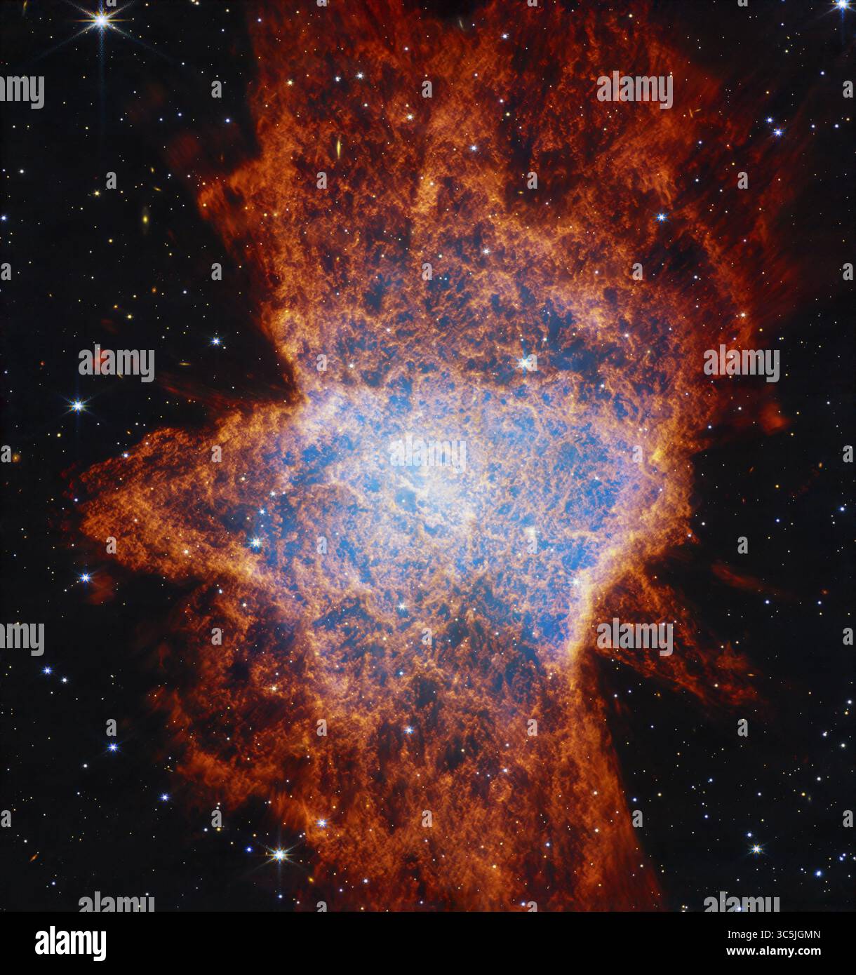 La visione del James Webb Space Telescope della NASA della nebulosa planetaria NGC 6072 nel vicino infrarosso mostra una scena complessa di flussi multipli che si espandono a Foto Stock