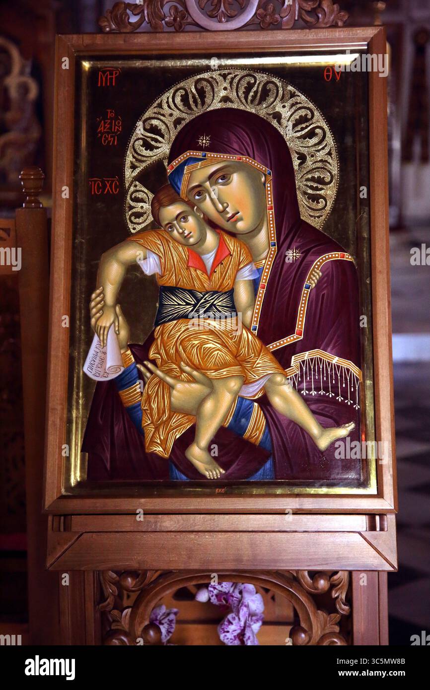 Icona della Vergine Maria e Gesù Cristo all'assunzione di Maria Chiesa greco-ortodossa Voula Grecia Foto Stock