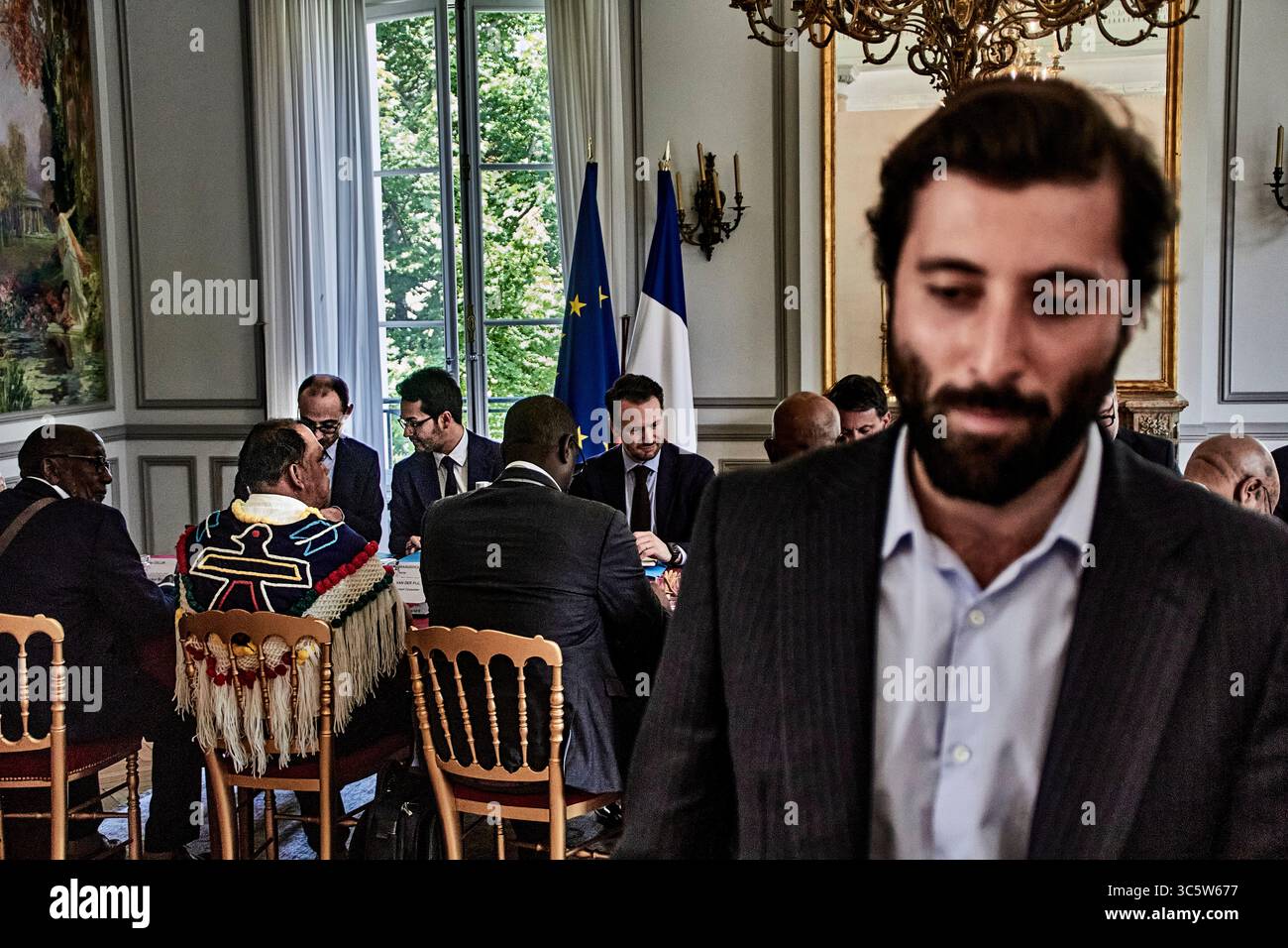 Parigi, Francia. 30 luglio 2025. Riunione dedicata all'evoluzione istituzionale della Guyana francese tra il ministro degli esteri francese Manuel Valls e una delegazione di rappresentanti eletti della Guyana francese, presso il Ministero della Francia d'oltremare, il 30 luglio 2025. - 30/07/2025 - Francia/Parigi - Antonin Burat/le Pictorium credito: LE PICTORIUM/Alamy Live News Foto Stock