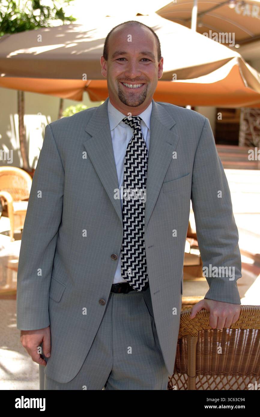 9 settembre 2005, Fort Lauderdale, Florida, Stati Uniti d'America: FORT LAUDERDALE, FL - 09 SETTEMBRE: (COPERTURA ESCLUSIVA) l'ex apprendista avvocato Bradford Cohen sulla pista della campagna elettorale per l'ufficio di ft Lauderdale del City Commissioner District 2. Miami Beach..persone: Bradford Cohen..trasmissione rif.: FLXX..da chiamare se interessato.Michael Storms.Storms Media Group Inc..305-632-3400 - Cell.305-513-5783 - Fax.MikeStorm@aol.com (immagine di credito: © SMG via ZUMA Wire) Foto Stock