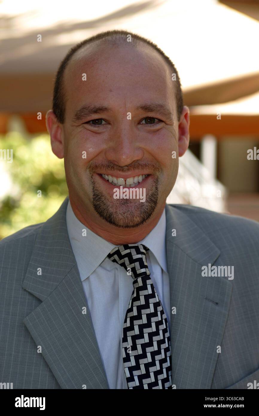 9 settembre 2005, Fort Lauderdale, Florida, Stati Uniti d'America: FORT LAUDERDALE, FL - 09 SETTEMBRE: (COPERTURA ESCLUSIVA) l'ex apprendista avvocato Bradford Cohen sulla pista della campagna elettorale per l'ufficio di ft Lauderdale del City Commissioner District 2. Miami Beach..persone: Bradford Cohen..trasmissione rif.: FLXX..da chiamare se interessato.Michael Storms.Storms Media Group Inc..305-632-3400 - Cell.305-513-5783 - Fax.MikeStorm@aol.com (immagine di credito: © SMG via ZUMA Wire) Foto Stock