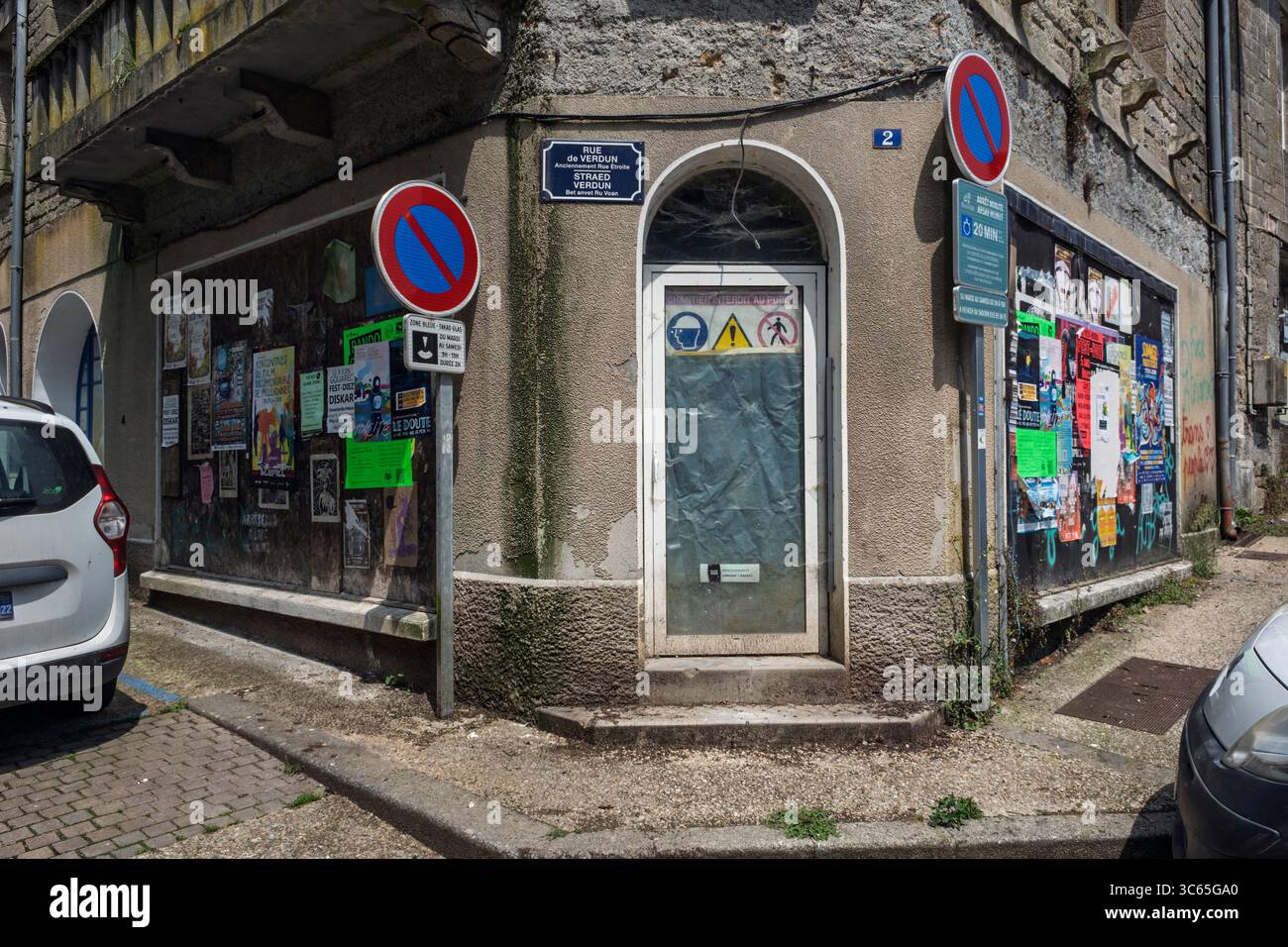 Un negozio a Rostrenen, Côtes-d'Armor, Bretagna, Francia Foto Stock