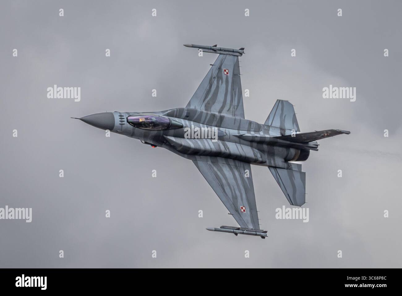 Polish Air Force LM F-16C Fighting Falcon '4056', Royal International Air Tattoo 2025, RAF Fairford, Gloucestershire, Inghilterra, Regno Unito Foto Stock
