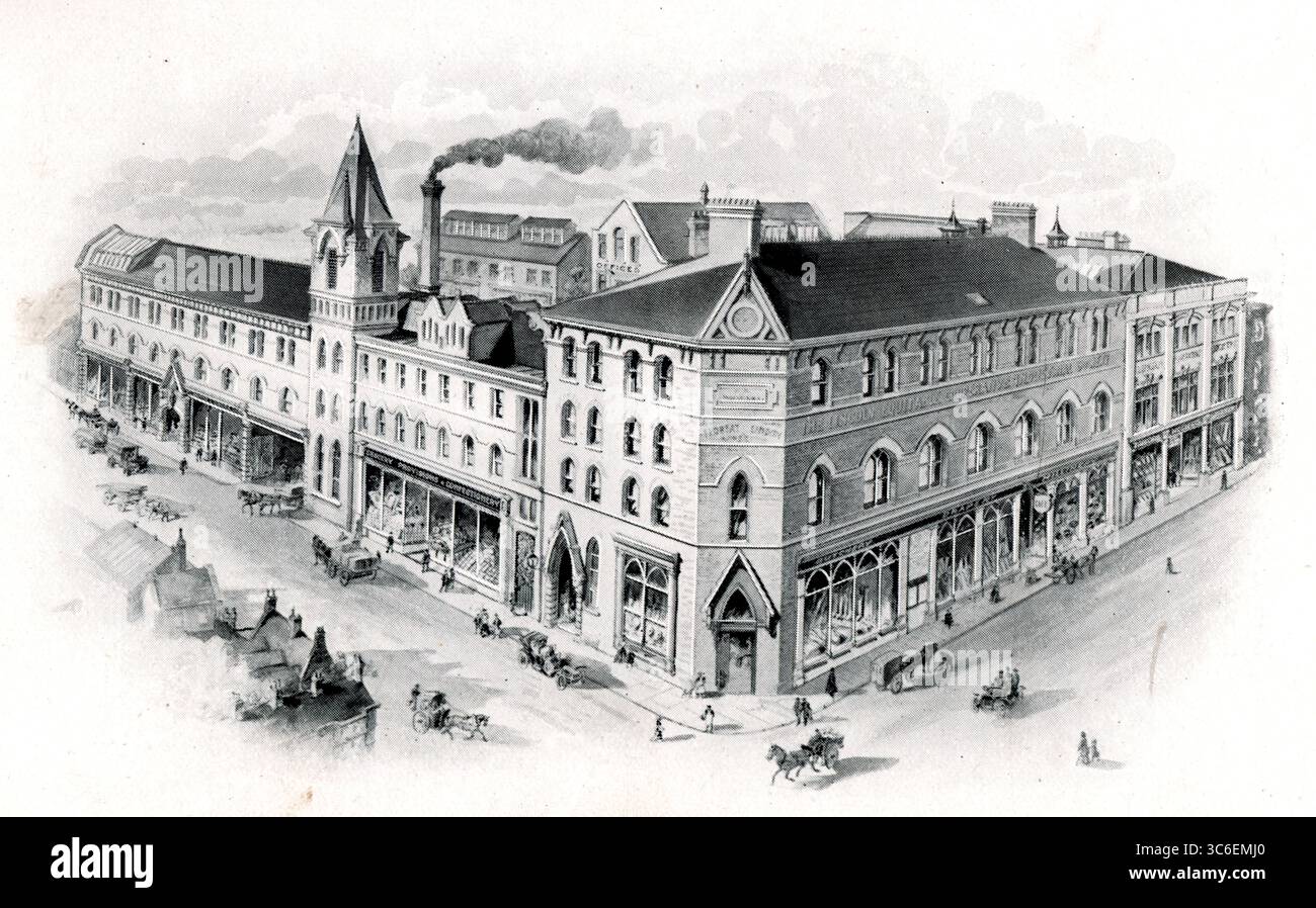 L'impressione dell'artista di un grande ed esteso edificio d'angolo, il Central Shop: Front: I locali della Co-Op a Lincoln, con carrozze trainate da cavalli sulla strada. Da una selezione di fotografie stampate pubblicate per la prima volta nel 1911 dalla Co-operative Wholesale Society e relative al cinquantesimo anniversario della Co-Op a Lincoln. Foto Stock