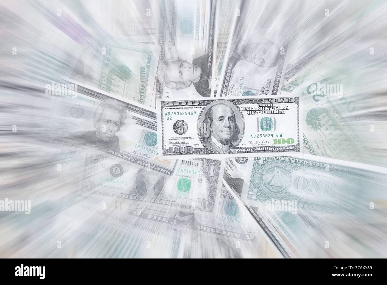Varie banconote in dollari USA in una pila, banconote, effetto zoom Foto Stock
