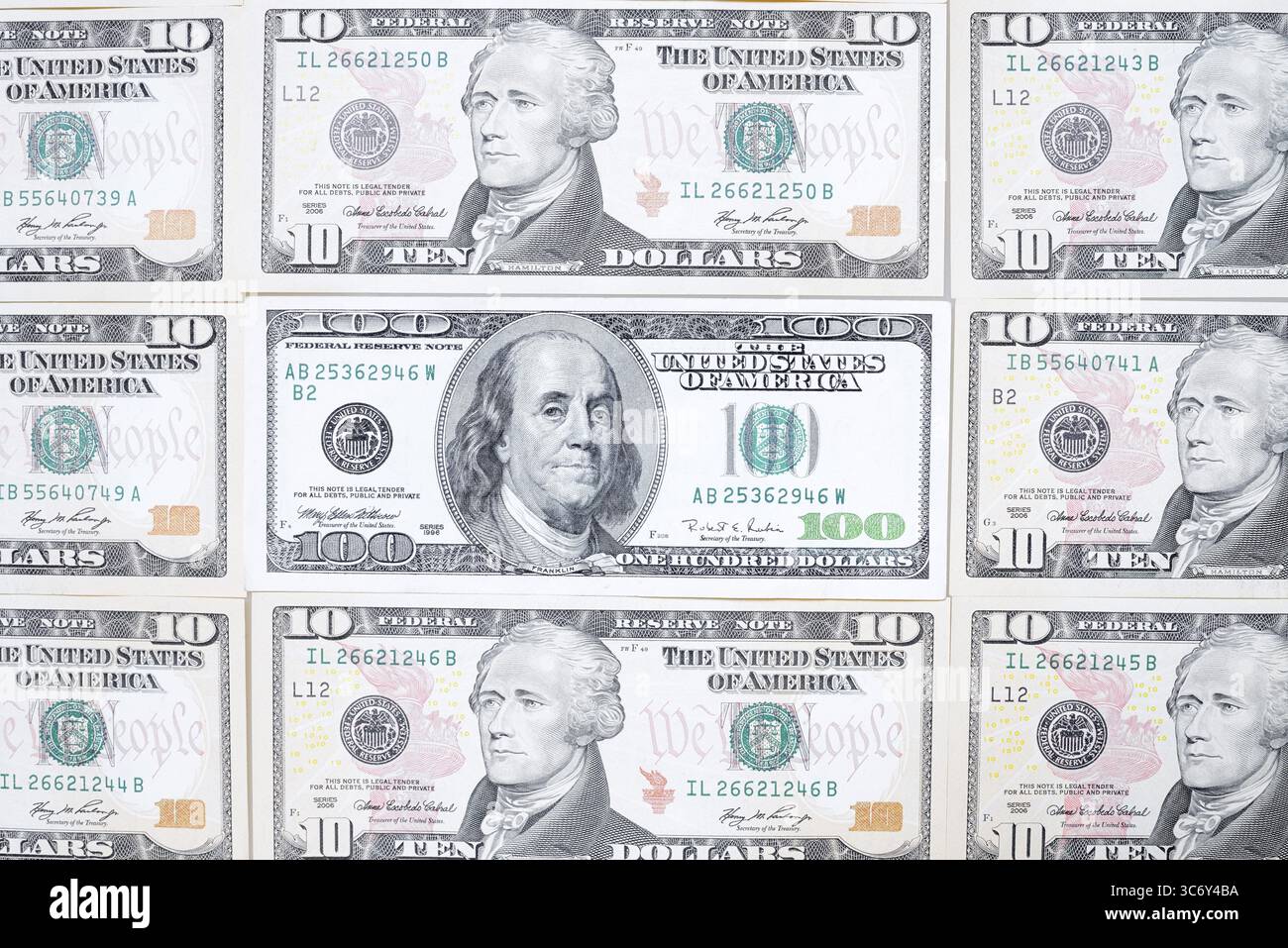 Banconote in dollari, 10 dollari, 100 dollari, banconote Foto Stock