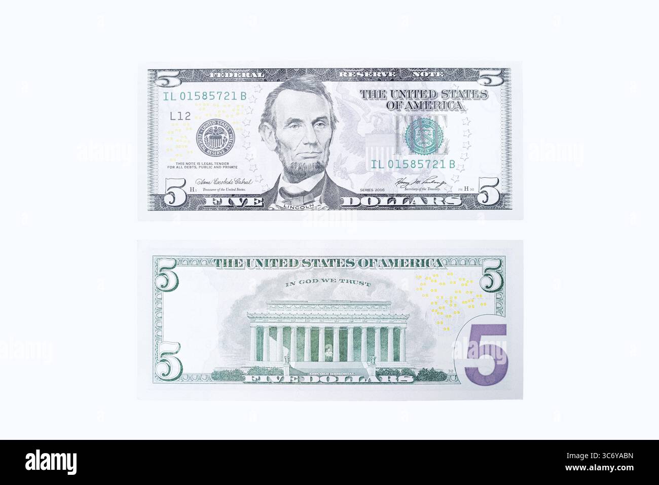 Banconote da 5 dollari, banconote da 5 dollari su sfondo bianco Foto Stock