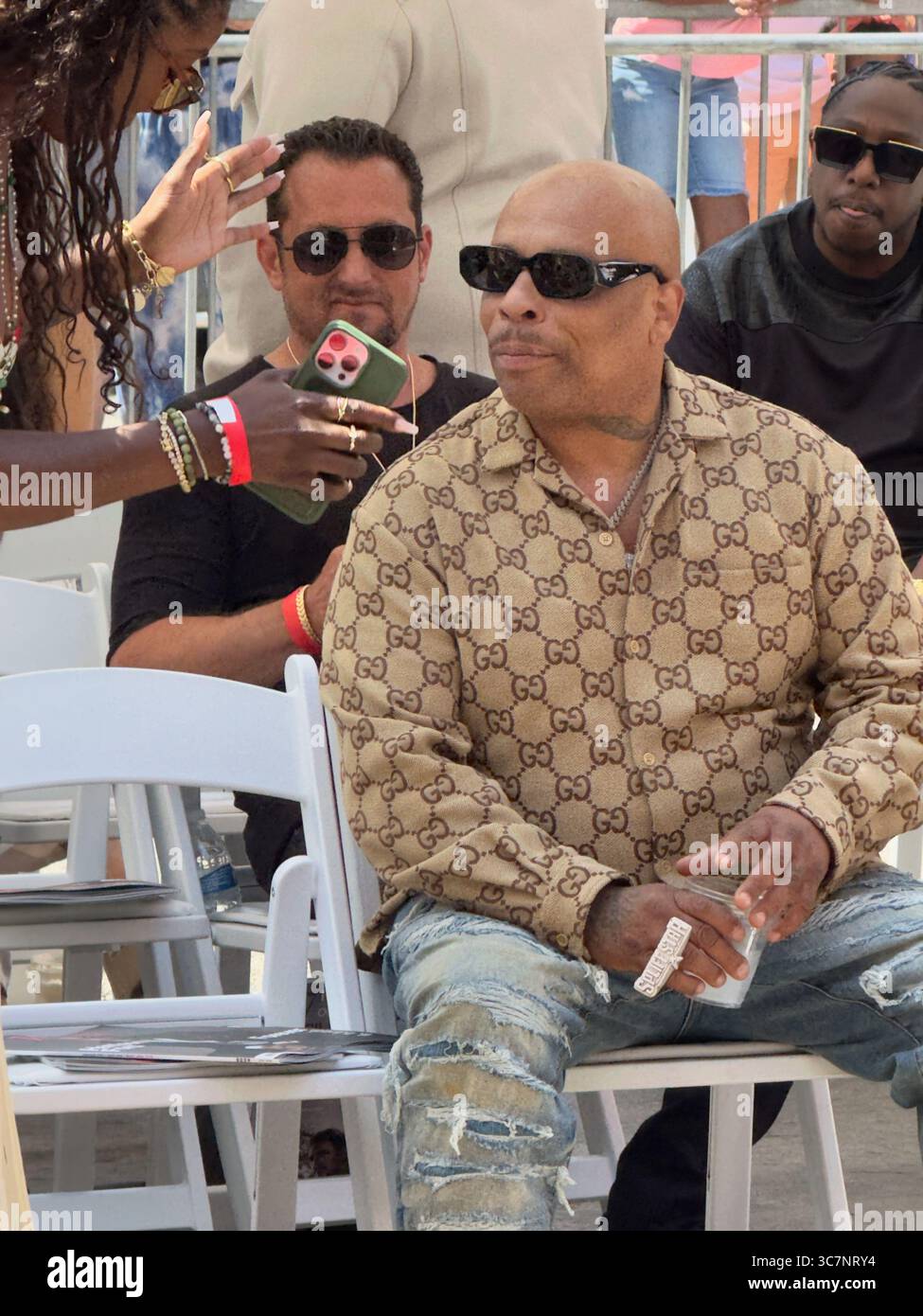 Los Angeles, Stati Uniti. 1 agosto 2025. Hollywood, Los Angeles, Stati Uniti. 1° agosto 2025. Il rapper Spliff Star partecipa alla cerimonia della Hollywood Walk of Fame in onore di busta Rhymes. Crediti: Sharon Graphics/Alamy Live News Foto Stock