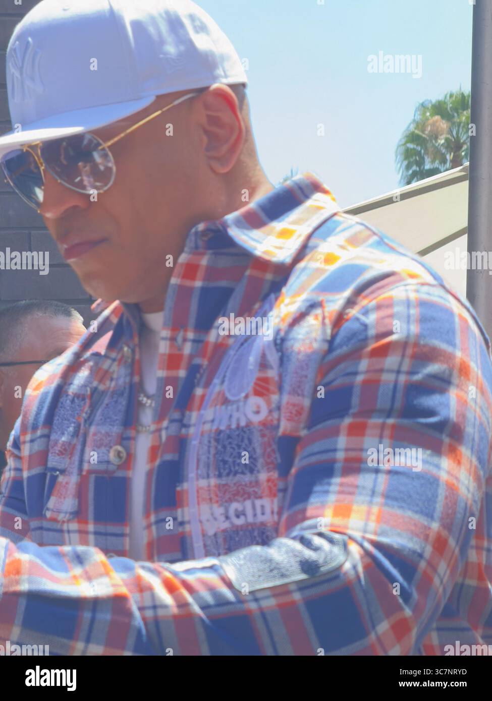 Los Angeles, Stati Uniti. 1 agosto 2025. Hollywood, Los Angeles, Stati Uniti. 1° agosto 2025. LL Cool J partecipa alla cerimonia della Hollywood Walk of Fame in onore di busta Rhymes. Crediti: Sharon Graphics/Alamy Live News Foto Stock