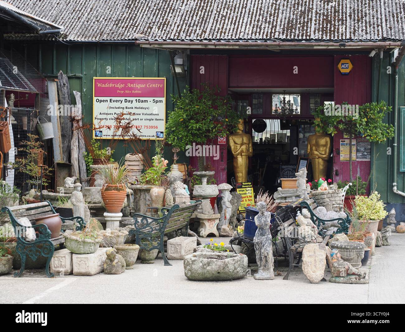 Centro di antiquariato, Wadebridge Town, Cornovaglia, Regno Unito Foto Stock