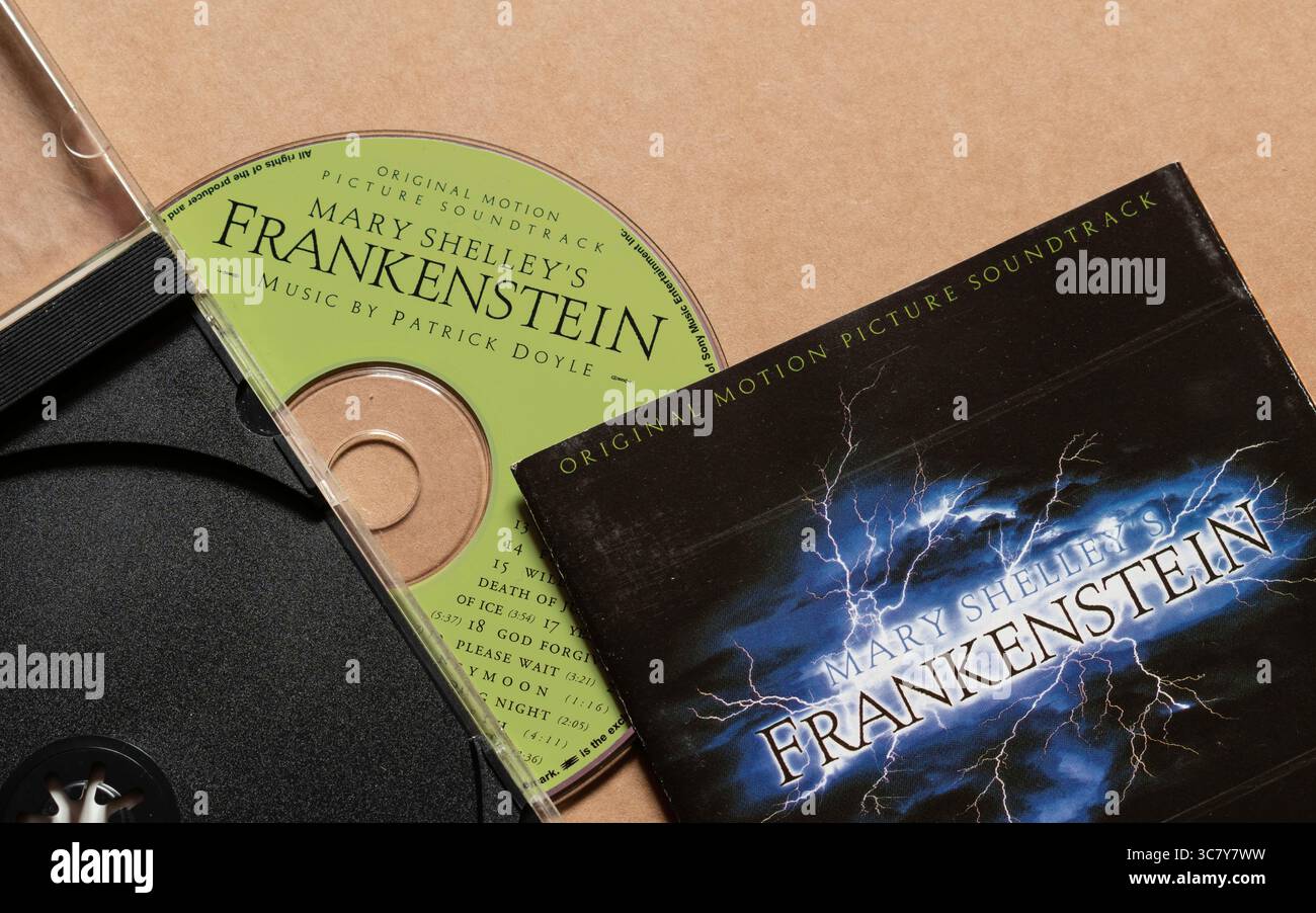 Mary Shelley's Frankenstein colonna sonora CD e copertina dell'album con vassoio CD, isolato su sfondo vuoto Foto Stock