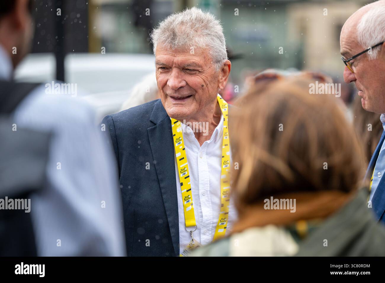Bernard Thevenet durante il Tour de France Femmes avec ZWIFT 2025, gara ciclistica di fase 8, Chambéry - Saint Francois Longchamp-col de la Madeleine (111, 9 km) il 2 agosto 2025 a Saint Francois Longchamp, Francia - foto Florian Frison/DPPI credito: DPPI Media/Alamy Live News Foto Stock