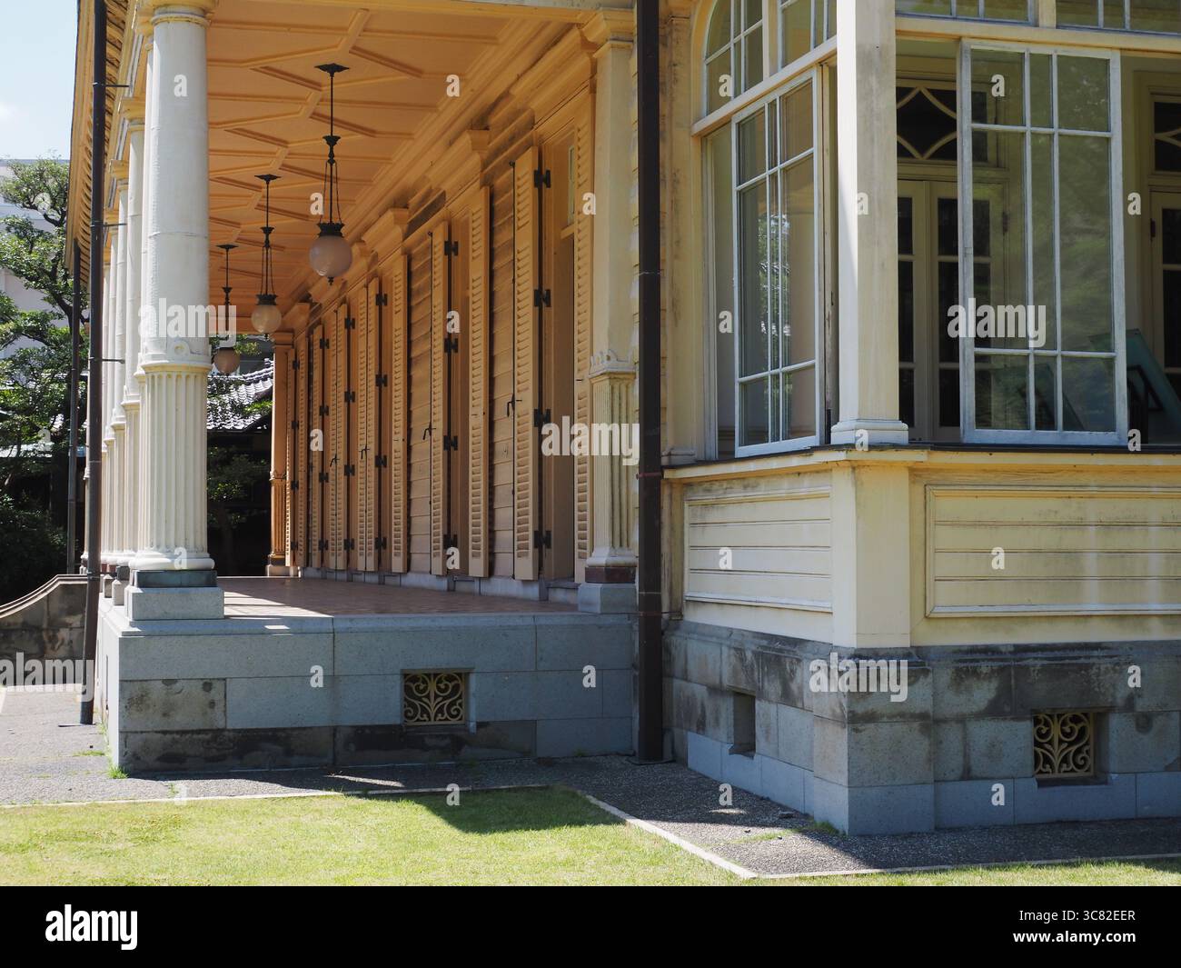 TOKYO, GIAPPONE - 2 agosto 2025: Dettaglio dell'ex casa della famiglia Iwasaki. Foto Stock