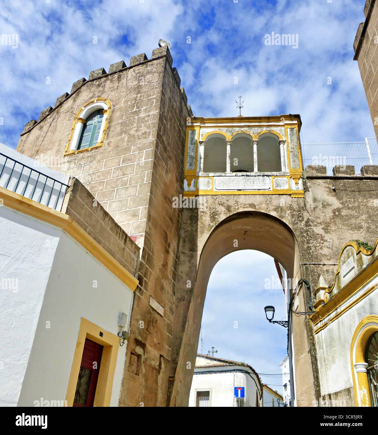 ARCO DI SANTA CLARA A ELVAS, PORTOGALLO. Foto Stock