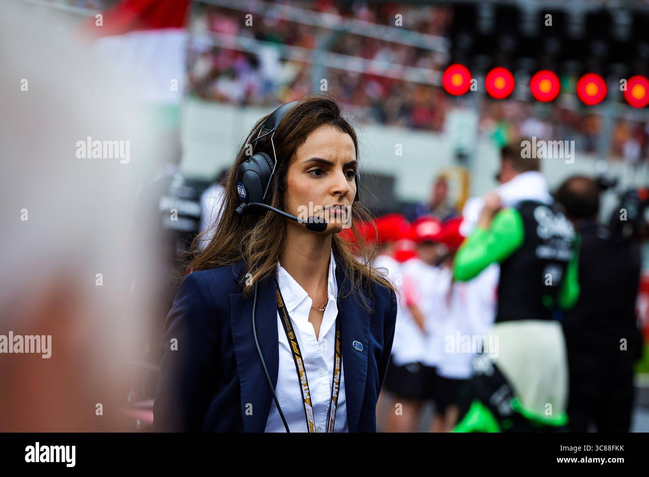 Linda della FIA durante il Gran Premio d'Ungheria di Formula 1 2025 di Lenovo, 14° round del Campionato del mondo di Formula 1 2025 FIA dal 1° al 3 agosto 2025 sull'Hungaroring, a Mogyorod, Ungheria Foto Stock