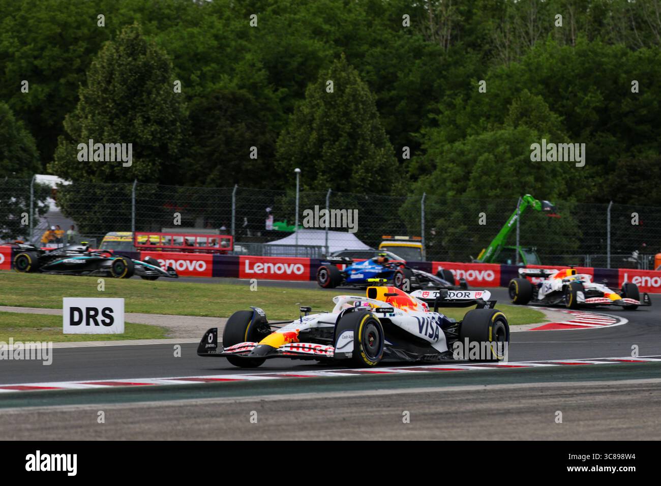 Budapest, Ungheria. 1° gennaio 2000. Liam Lawson, durante il Gran Premio d'Ungheria di Formula 1 Lenovo 2025, Budapest, Ungheria. Crediti: Gabriele Lanzo / Alessio Morgese / Alamy live news Foto Stock