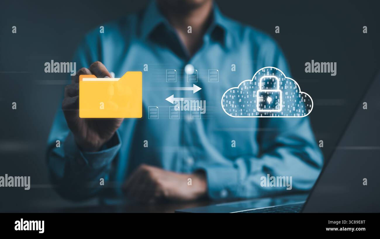 Sistema di gestione dei documenti e concetto di sicurezza del cloud. Gestire i file nelle cartelle. archiviazione dei file su cloud. Condivisione di database online, software per l'archiviazione, Foto Stock