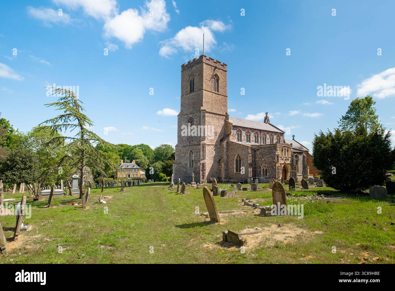 Chiesa di San Pietro e San Paolo, Fressingfield, Suffolk, Regno Unito. Foto Stock