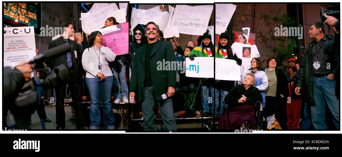 I fan di Michael Jackson protestano contro il video di Eminem a Times Square, New York. Foto Stock