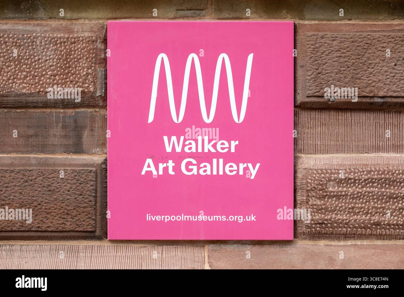 Liverpool, Regno Unito - 20 settembre 2024: Cartello all'ingresso della Walker Art Gallery nella città di Liverpool, Regno Unito. Foto Stock