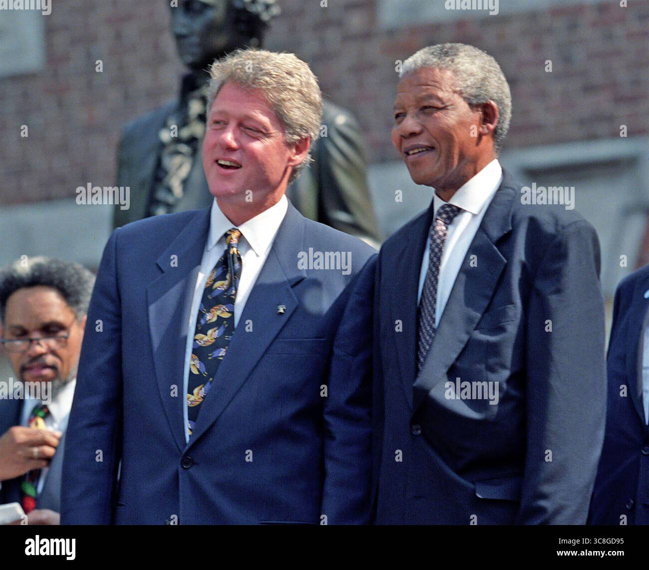 NELSON MANDELA con il presidente degli Stati Uniti Bill Clinton nel luglio 1993. Foto: Robert McNeeley Foto Stock