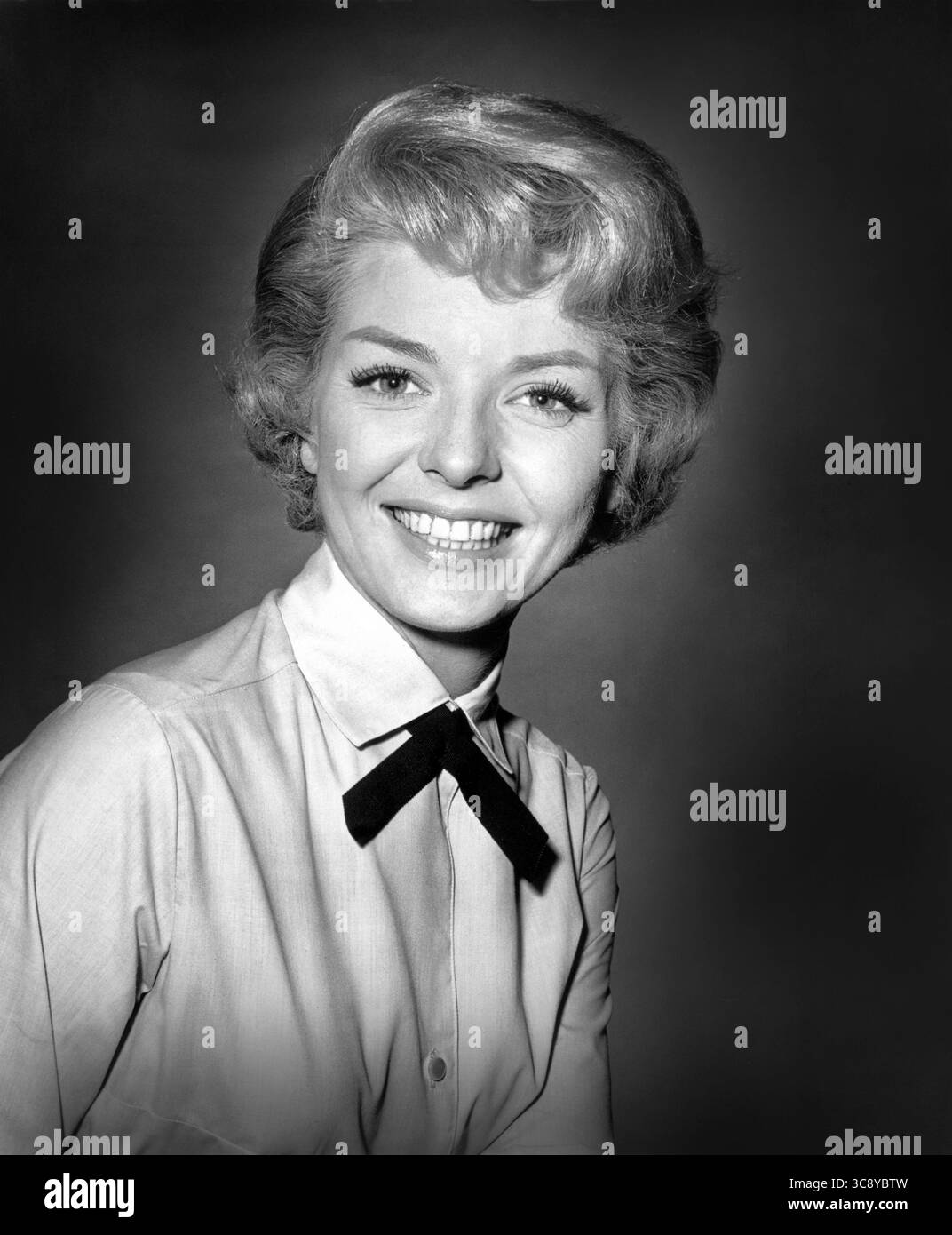 23 aprile 2020, Stati Uniti d'America: Vera Miles, pubblicità testa e spalle Ritratto per il film, ''A Tiger Walks'', Walt Disney Productions, Buena Vista Distribution, 1964 (immagine di credito: © JT Vintage/Glasshouse via ZUMA Wire) Foto Stock