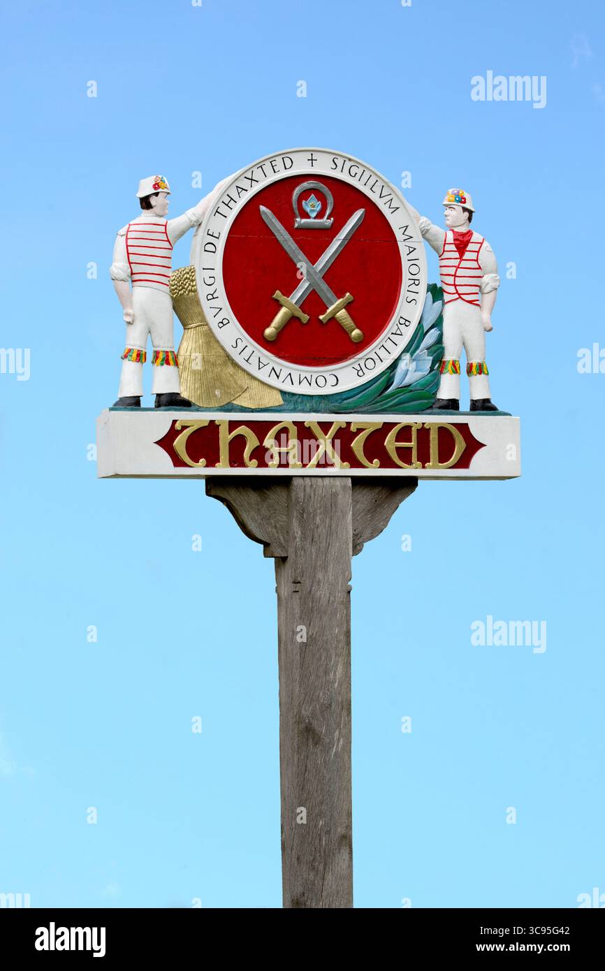 Cartello Thaxted Essex Village Foto Stock