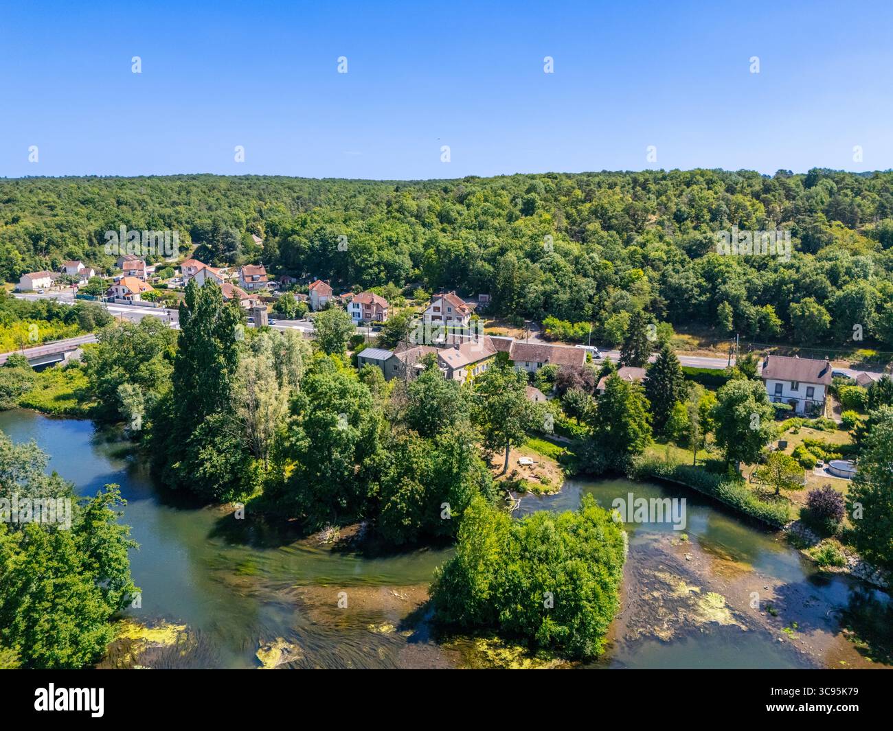 Bagneaux-sur-Loing, Canal du loing, dipartimento della Senna e della Marna nella regione dell'Île-de-France, Francia Foto Stock