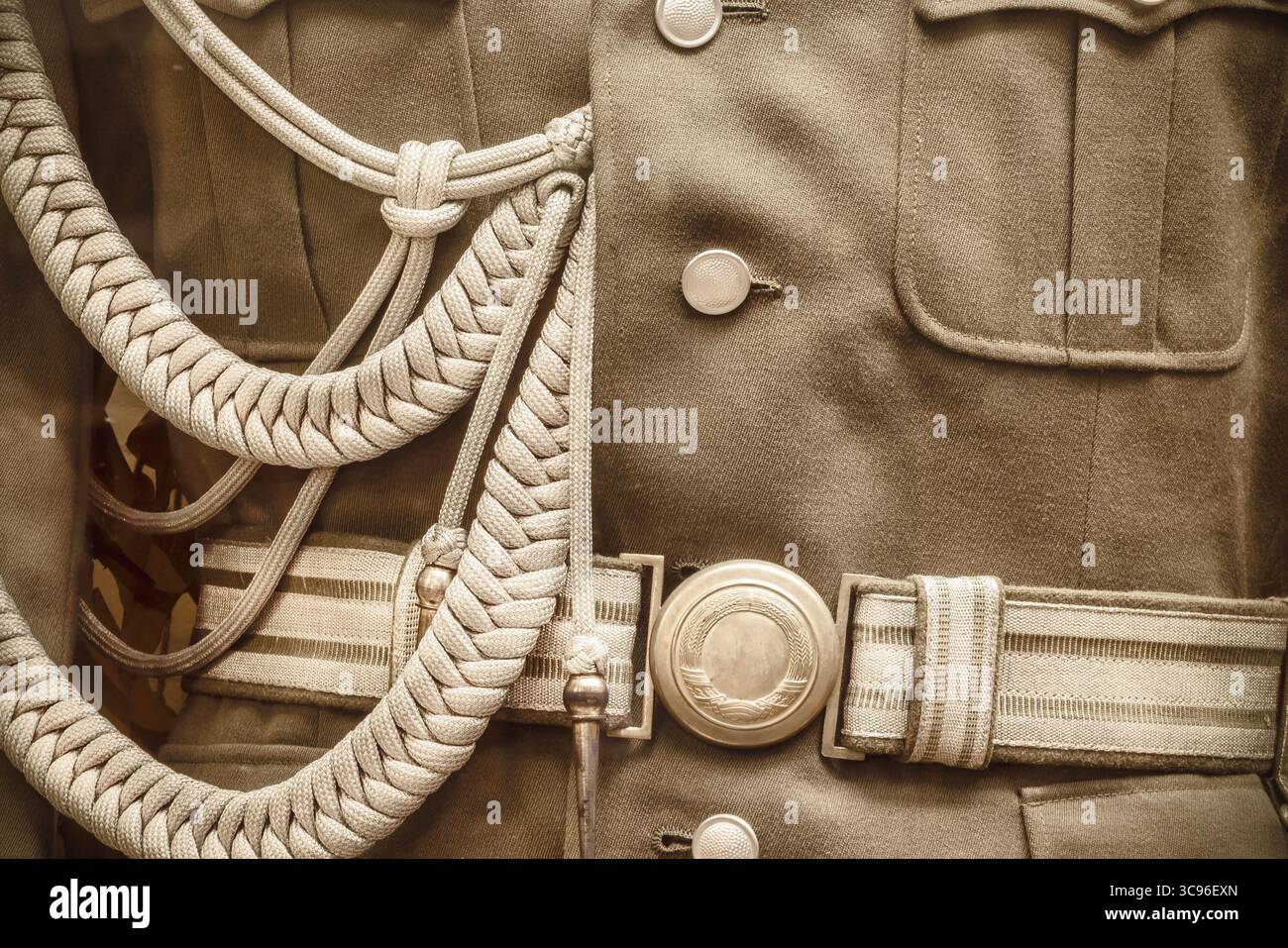 Immagine in stile retrò di un'antica uniforme militare da soldato Foto Stock